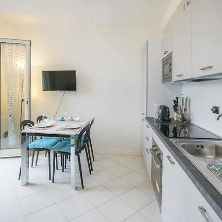 1 Bedroom In Civezza