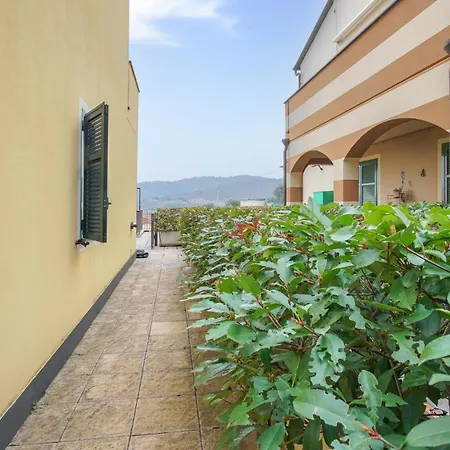 1 Bedroom In * Civezza