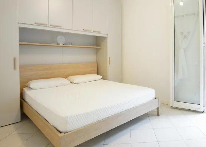 1 Bedroom In Semesterbostad Civezza