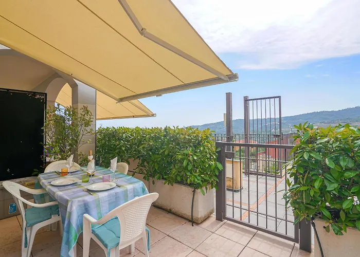 1 Bedroom In Civezza